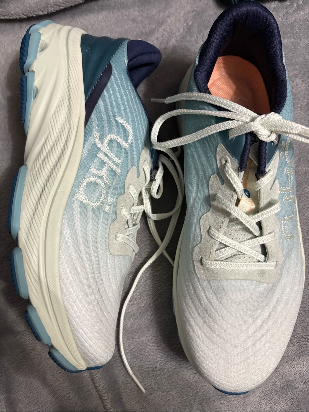 Ryka Women's Athletic Sneakers in White and Light Blue with Navy Accents 8 Wide